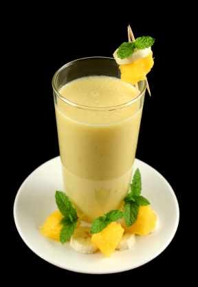 Banana and Mango Smoothie picture